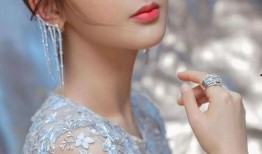 余生演员爆料杨紫视频,揭秘余生拍摄幕后花絮