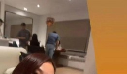 闺蜜爆料何超莲视频播放,真相究竟如何？