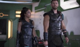 雷神4最新爆料视频,爱与雷霆全新预告片揭秘：漫威宇宙再掀波澜，英雄传奇续写辉煌！