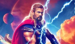 雷神4最新爆料视频,爱与雷霆全新预告片揭秘：漫威宇宙再掀波澜，英雄传奇续写辉煌！