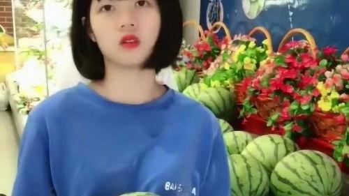 娱乐吃瓜酱姐姐就是弟弟,吃瓜酱姐姐竟是弟弟的秘密大揭秘